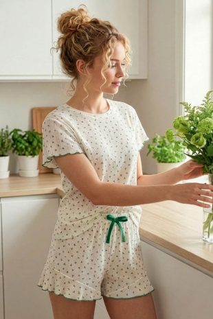 yeşil baskı detaylı kısa Şortlu pijama takımı